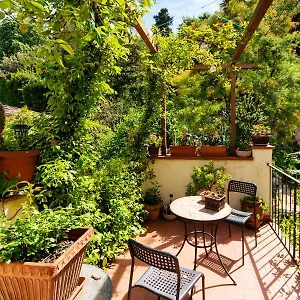 Apartment Casa Quaratesi, Florence